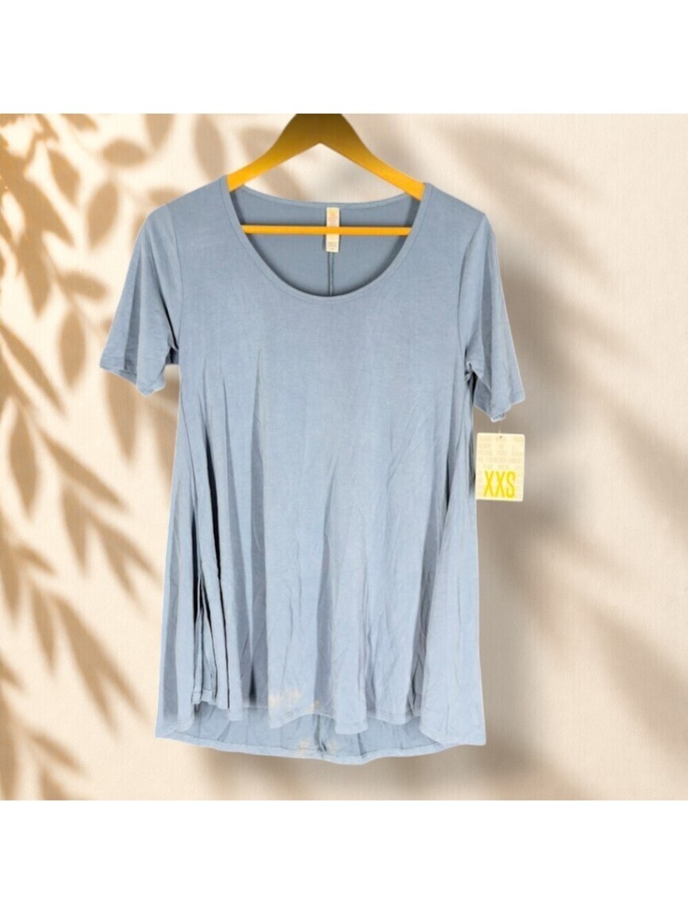 New LulaRoe T-Shirt Women 2XS Blue Short Sleeve Round Neck Pullover Casual